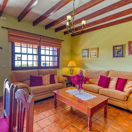 Дом отдыха Casa Pilar Тасакорте